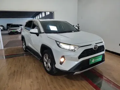 Toyota RAV4 2023, 54300 км, за 15833.1 USD