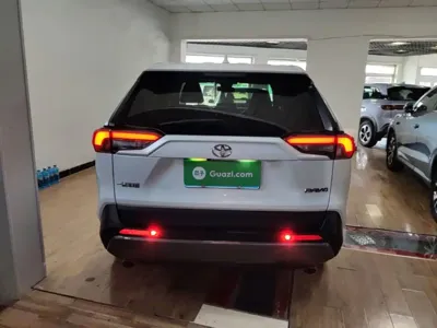 Toyota RAV4 2023, 54300 км, за 15833.1 USD - фото 6