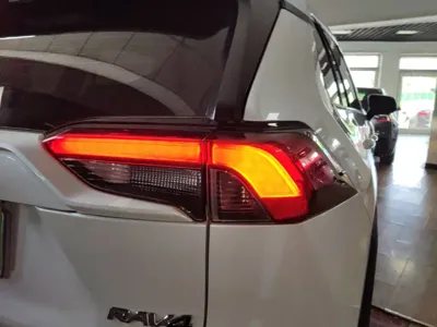 Toyota RAV4 2023, 54300 км, за 15833.1 USD - фото 8