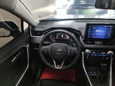 Toyota RAV4 2023, 54300 км, за 15833.1 USD - фото 11