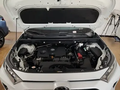 Toyota RAV4 2023, 54300 км, за 15833.1 USD - фото 20