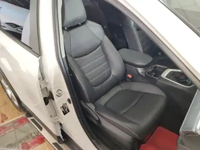 Toyota RAV4 2023, 54300 км, за 15833.1 USD - фото 25