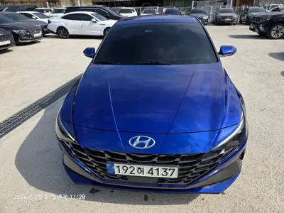 Hyundai Avante 2023, 124000 км, за 65046.9 USD