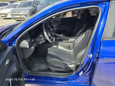 Hyundai Avante 2023, 124000 км, за 65046.9 USD - фото 9