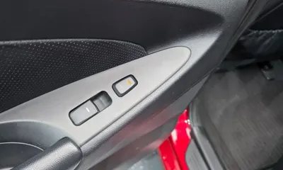 Hyundai Sonata 2013, 91086 км, за 3575.37 USD - фото 29