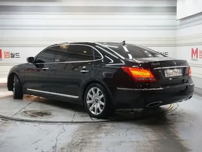 Hyundai Equus 2012, 176847 км, за 4492.9 USD