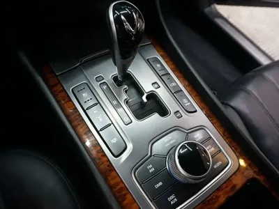 Hyundai Equus 2012, 176847 км, за 4492.9 USD - фото 9
