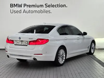 BMW 5-Series 2019, 160156 км, за 13128.53 USD