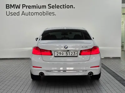 BMW 5-Series 2019, 160156 км, за 13128.53 USD