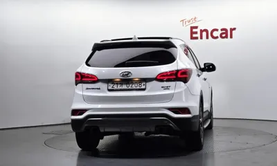 Hyundai Santafe 2017, 65967 км, за 10986.15 USD