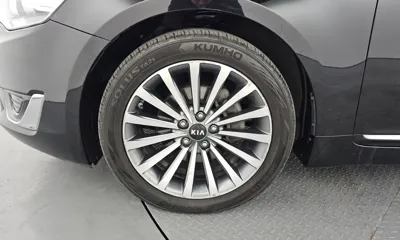 Kia K7 2016, 177543 км, за 3303.6 USD