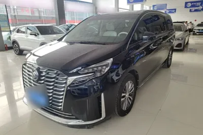 Buick GL8 · 2023 год