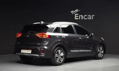 Kia Niro 2020, 82620 км, за 11004.75 USD
