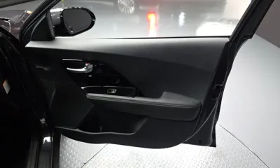 Kia Niro 2020, 82620 км, за 10994.02 USD - фото 24