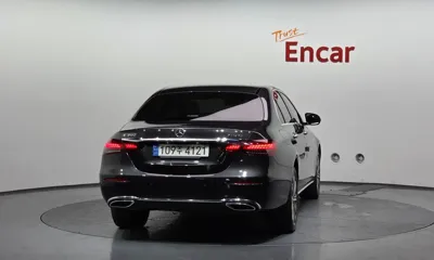 Mercedes-Benz E-Class 2023, 56471 км, за 32033.61 USD