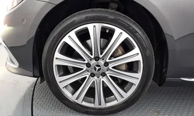 Mercedes-Benz E-Class 2023, 56471 км, за 31791.55 USD - фото 7