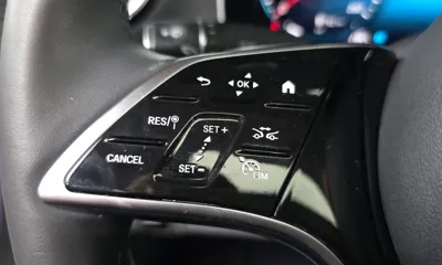 Mercedes-Benz E-Class 2023, 56471 км, за 31791.55 USD - фото 19