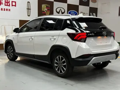 Toyota Yaris L 2023, 25000 км, за 10284.51 USD