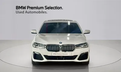BMW 5-Series 2023, 55899 км, за 29253.06 USD