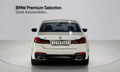 BMW 5-Series 2023, 55899 км, за 29253.06 USD