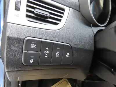 Hyundai Avante 2014, 77625 км, за 3610.35 USD - фото 13