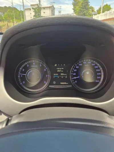 Hyundai Grandeur 2015, 196837 км, за 3908.8 USD - фото 6