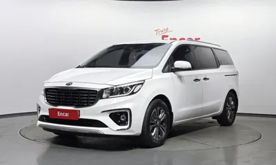 Kia Canival · 2019 год