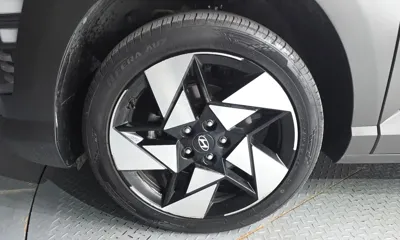 Hyundai Kona 2023, 24040 км, за 16501.67 USD