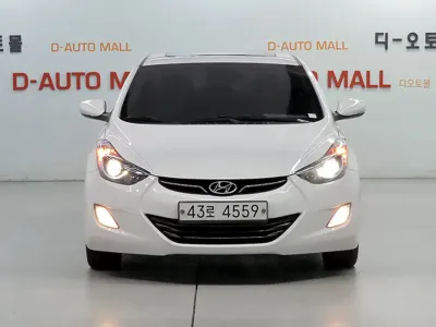 Hyundai Avante 2012, 73969 км, за 2822.63 USD