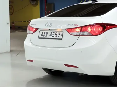 Hyundai Avante 2012, 73969 км, за 2797.3 USD - фото 17