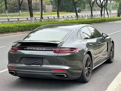 Porsche Panamera 2019, 90000 км, за 61753.59 USD