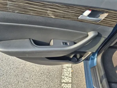 Hyundai Sonata 2015, 99256 км, за 6180.07 USD - фото 11