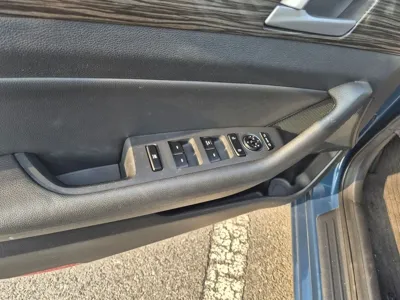 Hyundai Sonata 2015, 99256 км, за 6180.07 USD - фото 17