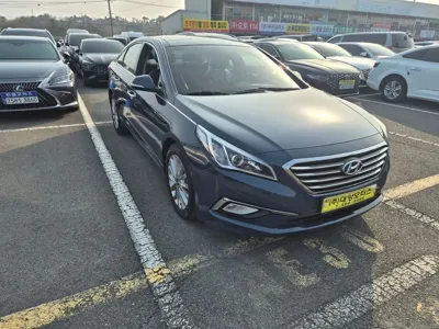 Hyundai Sonata 2015, 99256 км, за 6180.07 USD - фото 18