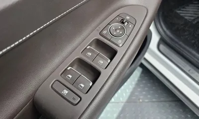Hyundai Grandeur 2017, 92427 км, за 10083.28 USD - фото 27