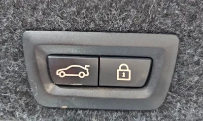 BMW 5-Series 2014, 152921 км, за 6078.62 USD - фото 20