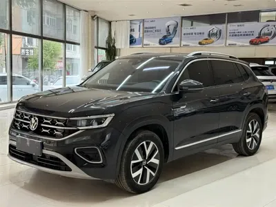 Volkswagen Tayron · 2023 год