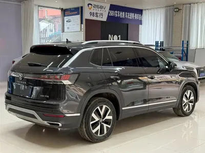 Volkswagen Tayron 2023, 13000 км, за 30367.52 USD