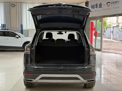 Volkswagen Tayron 2023, 13000 км, за 30322.95 USD - фото 23