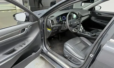 Hyundai Grandeur 2017, 111505 км, за 8210.72 USD - фото 11