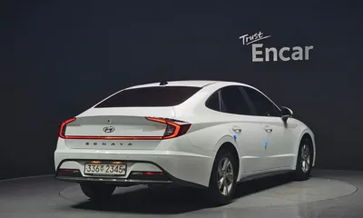 Hyundai Sonata 2020, 97837 км, за 9881.03 USD