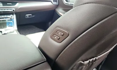 Hyundai Grandeur 2018, 189932 км, за 7100.98 USD - фото 15