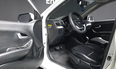 Kia Morning 2016, 126373 км, за 3544.7 USD - фото 10