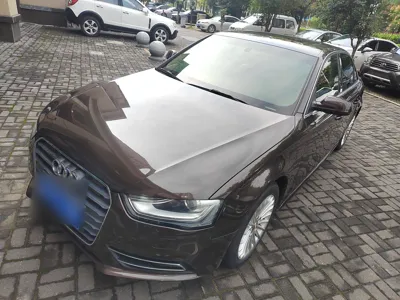 Audi A4 · 2015 год