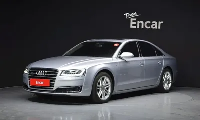 Audi A8 · 2015 год