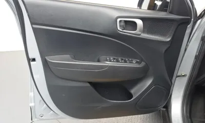 Hyundai Venue 2022, 27896 км, за 10353.58 USD - фото 24