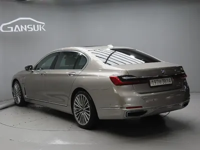 BMW 7-Series 2021, 131787 км, за 38147.86 USD