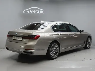 BMW 7-Series 2021, 131787 км, за 38147.86 USD