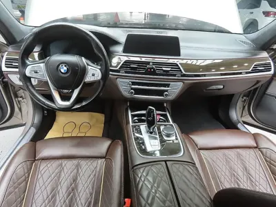 BMW 7-Series 2021, 131787 км, за 38147.86 USD - фото 9