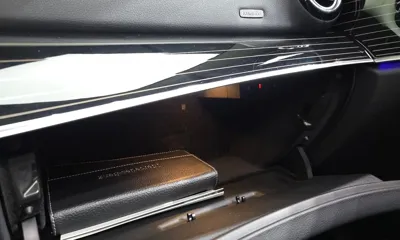 Mercedes-Benz E-Class 2018, 123015 км, за 14951.56 USD - фото 32